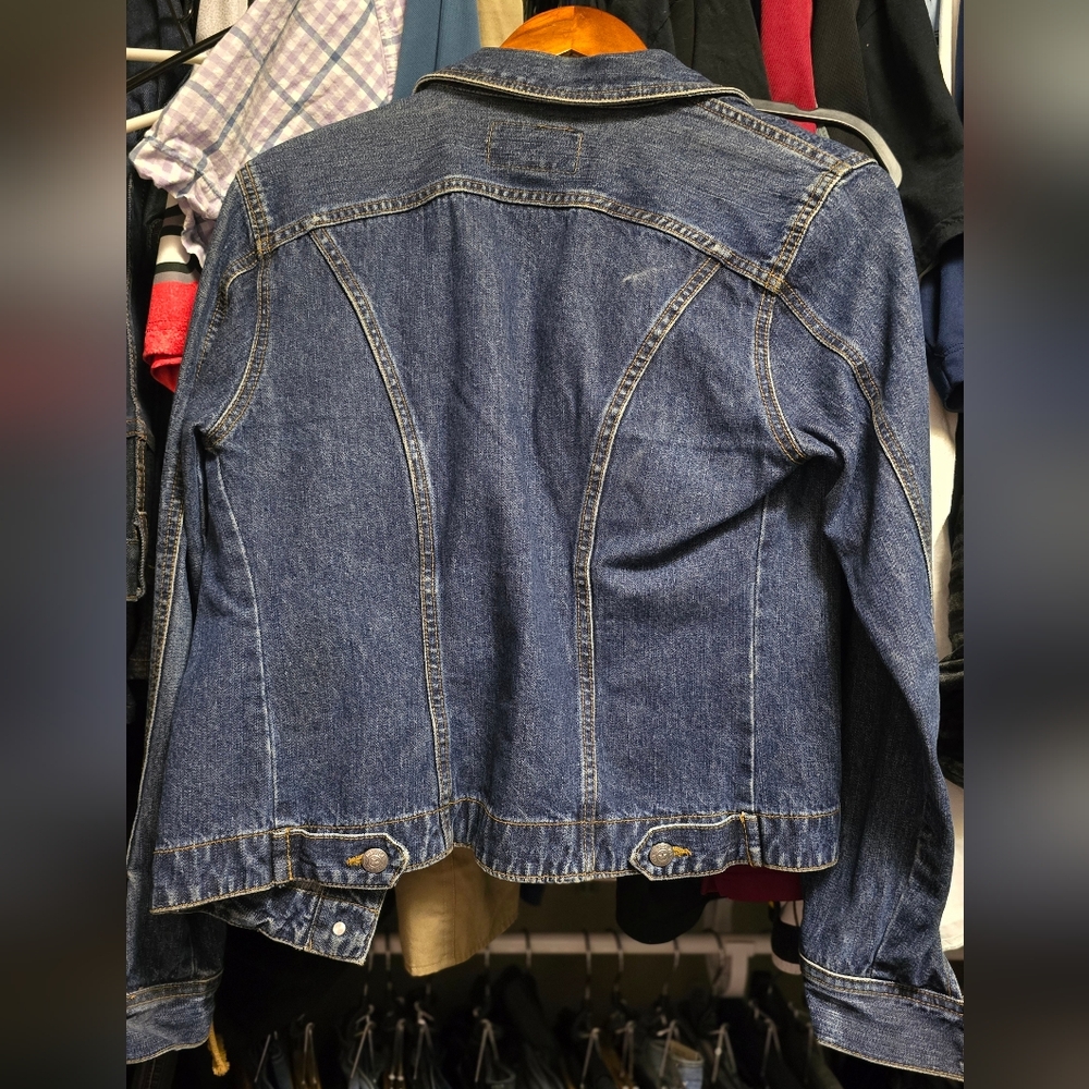 Jean jacket - Picture 3 of 3